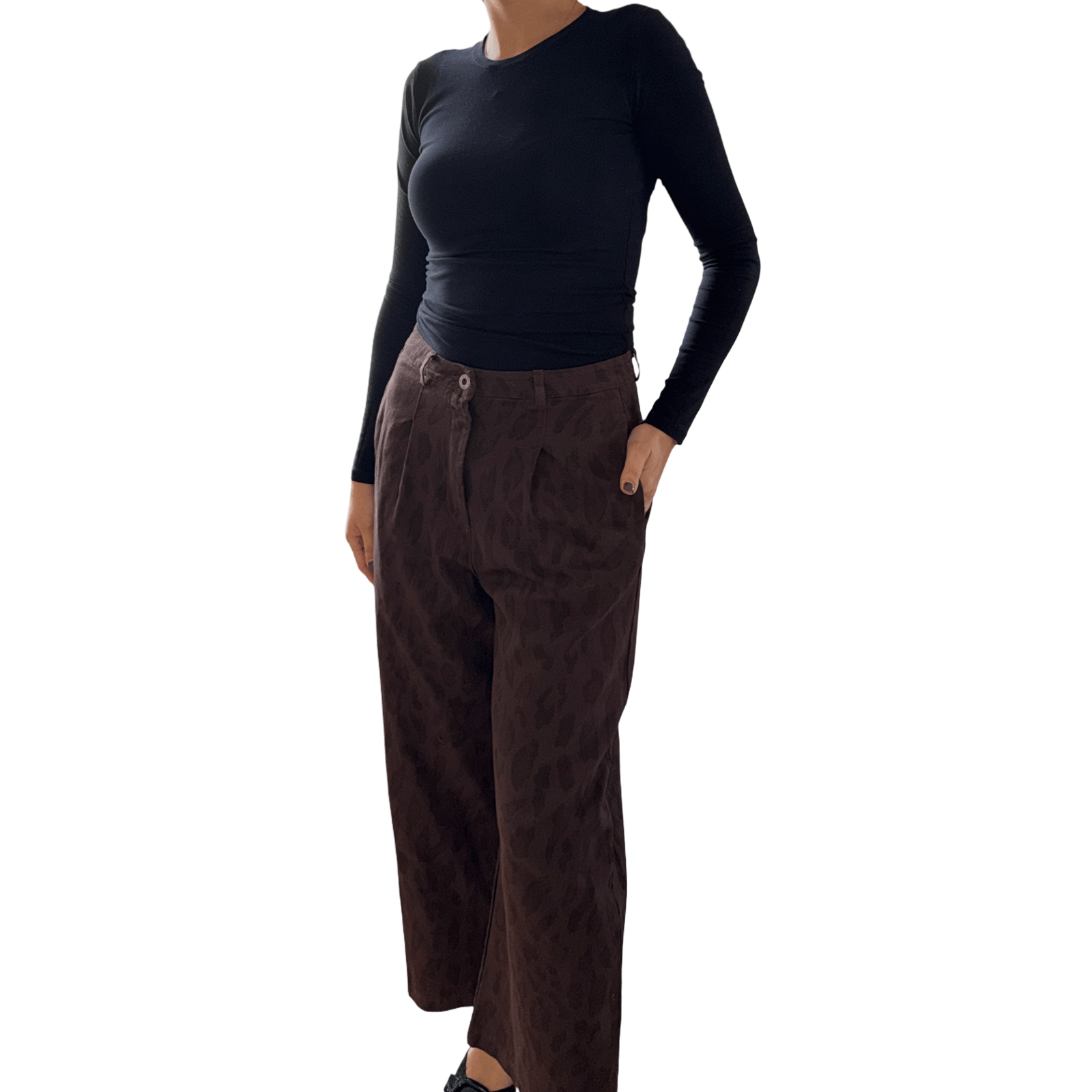 Smeđe hlače s tigrastim uzorkom – Drzak i modni statement - AMBER STORE